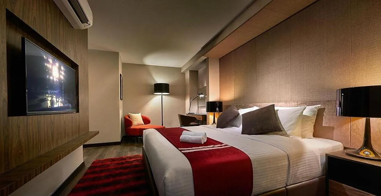 Maritime Luxury Suites Τζωρτζ Τάουν 0*,